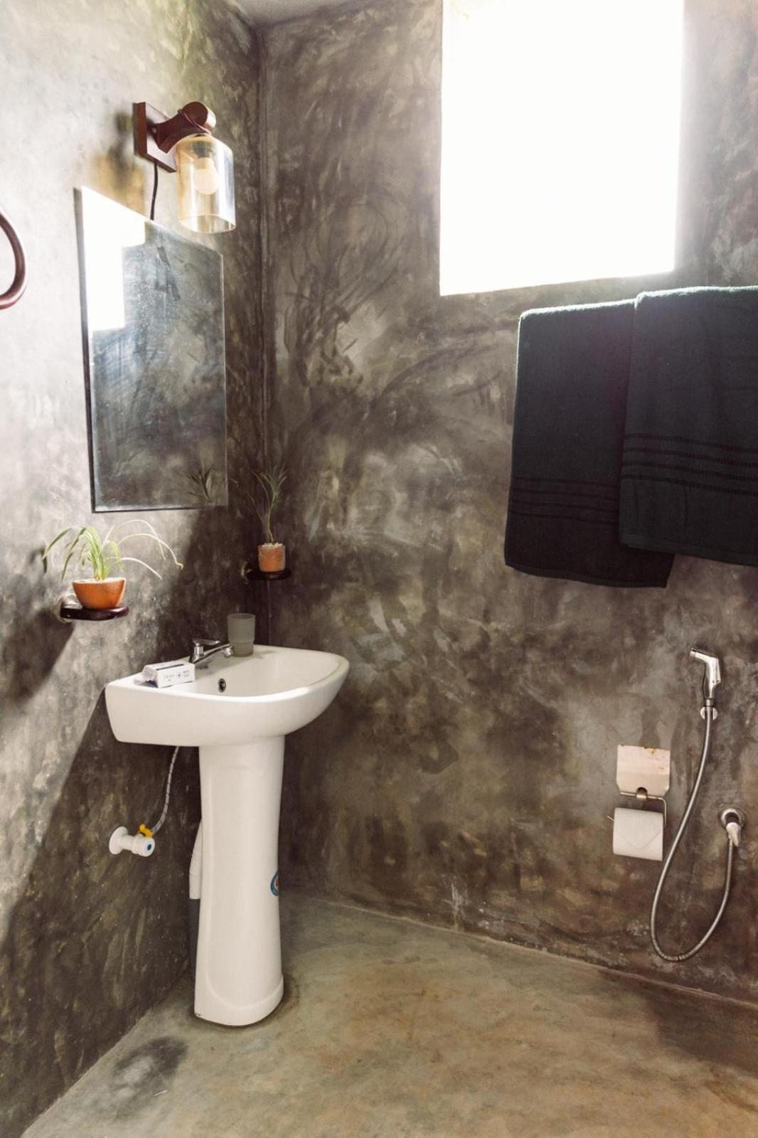 Hiriketiya Ladina Homestay Dikwella Dış mekan fotoğraf